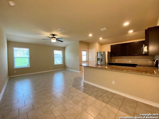 7402 EQUINOX COR, San Antonio, TX 78252