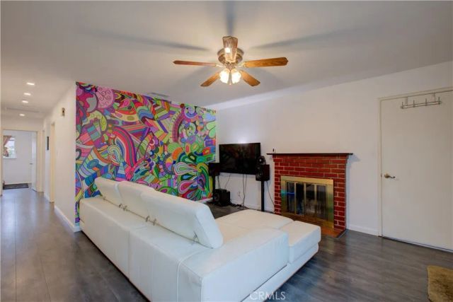 1251 W 9th, Merced, CA 95341