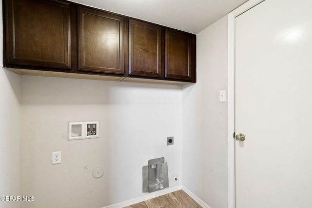 1290 HIDDEN BEND Place, El Paso, TX 79928