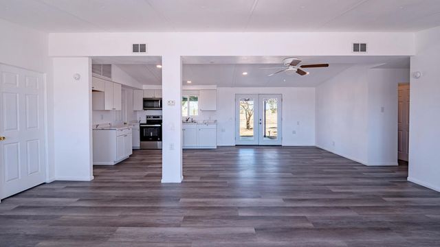 2327 Brentwood Avenue, Thermal, CA 92274