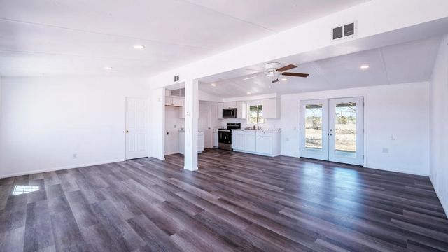 2327 Brentwood Avenue, Thermal, CA 92274