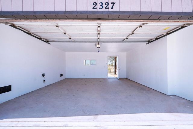 2327 Brentwood Avenue, Thermal, CA 92274