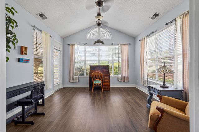 4889 Westwind Dr., Myrtle Beach, SC 29579