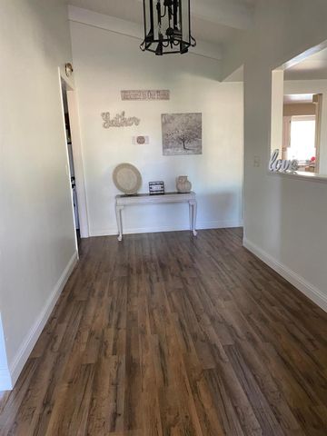 17366 E Belmont Avenue, Sanger, CA 93657