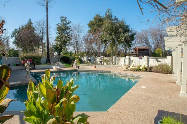 17366 E Belmont Avenue, Sanger, CA 93657