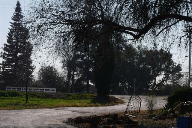 17366 E Belmont Avenue, Sanger, CA 93657