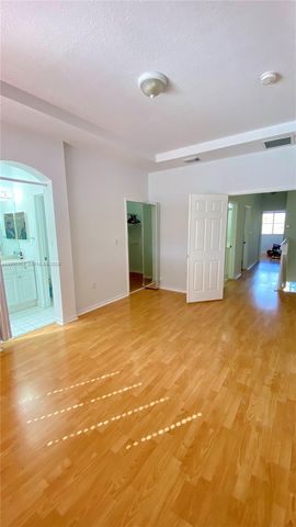 8261 NW 107th Ct 5-10, Doral, FL 33178