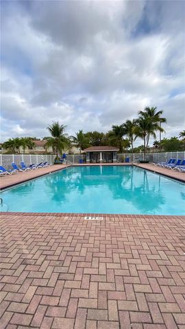 8261 NW 107th Ct 5-10, Doral, FL 33178