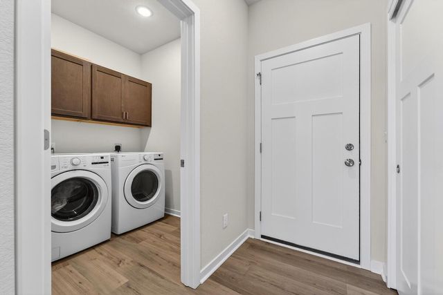 9594 S Sophia COURT, Franklin, WI 53132