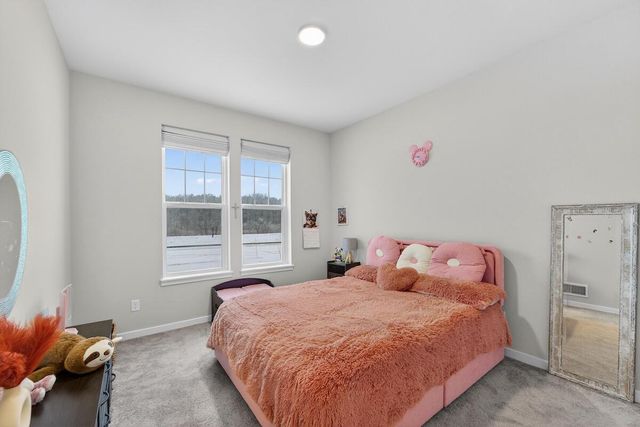 9594 S Sophia COURT, Franklin, WI 53132