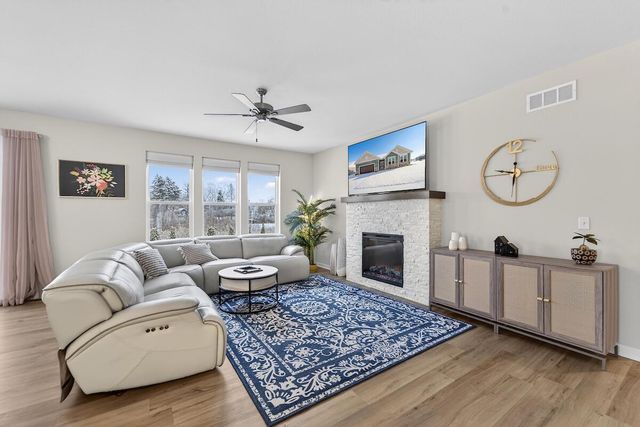 9594 S Sophia COURT, Franklin, WI 53132