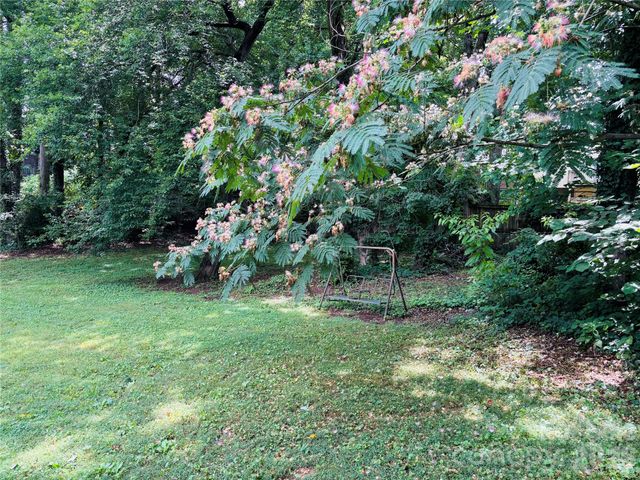 138 Oak Hill Drive, Forest City, NC 28043