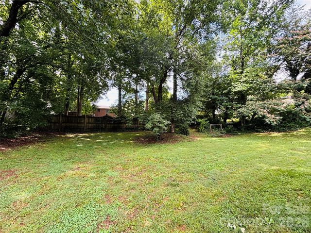 138 Oak Hill Drive, Forest City, NC 28043