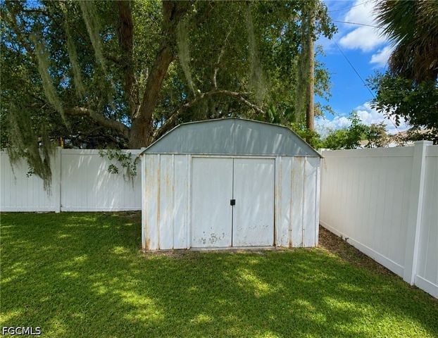 21476 Peachland BLVD, Port Charlotte, FL 33954