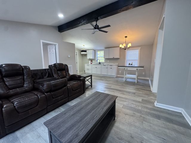 226 Tommy Dodson Hwy, Cookeville, TN 38506