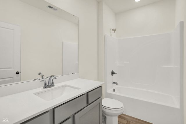 8656 Meadowlands Court, Plainfield, IN 46168