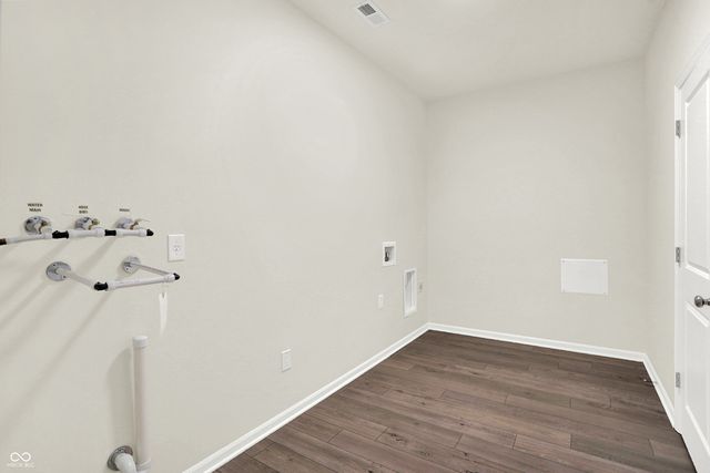 8656 Meadowlands Court, Plainfield, IN 46168