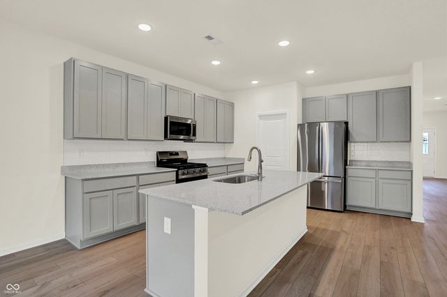 8656 Meadowlands Court, Plainfield, IN 46168