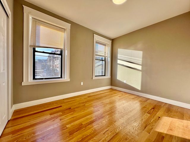 1914 Beacon St 3, Boston, MA 02135