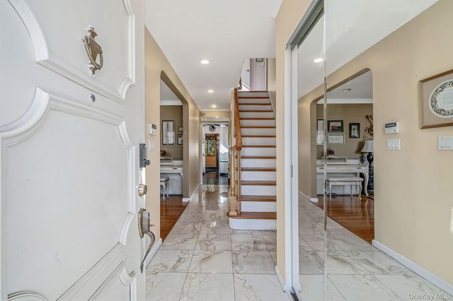 85-26 Palo Alto Street, Holliswood, NY 11423