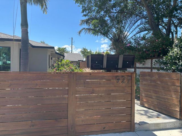 927 N L Street Unit B, Lake Worth Beach, FL 33460