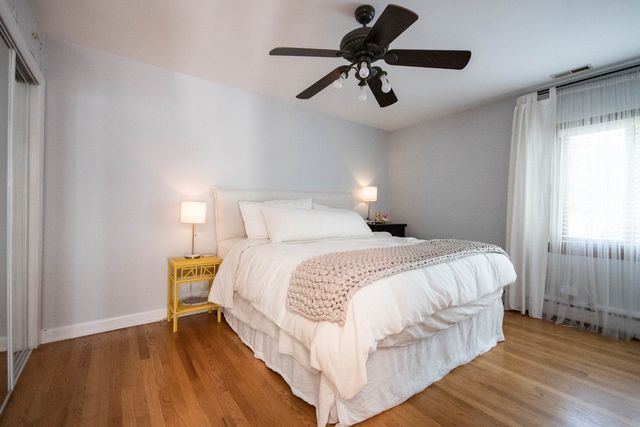 8213 Lake Street, River Forest, IL 60305