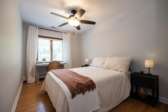 8213 Lake Street, River Forest, IL 60305