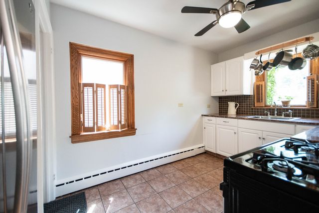 8213 Lake Street, River Forest, IL 60305