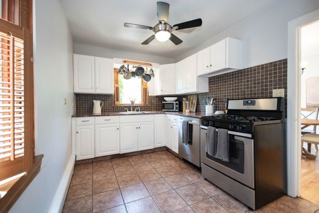 8213 Lake Street, River Forest, IL 60305