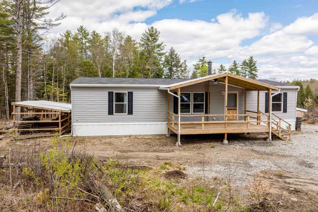 416 Bradford Road, Newport, NH 03773