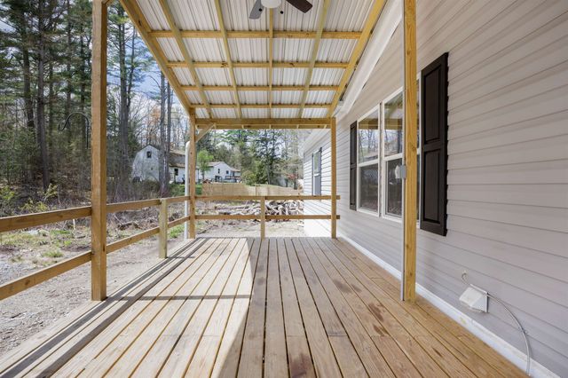 416 Bradford Road, Newport, NH 03773