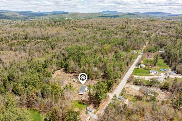 416 Bradford Road, Newport, NH 03773