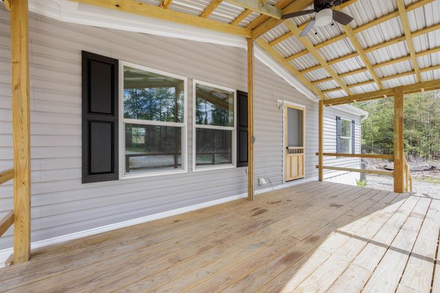 416 Bradford Road, Newport, NH 03773