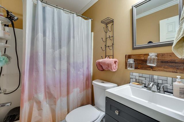 158 Pinewood Drive, Rock Spring, GA 30739