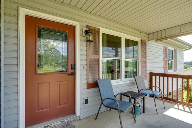 158 Pinewood Drive, Rock Spring, GA 30739