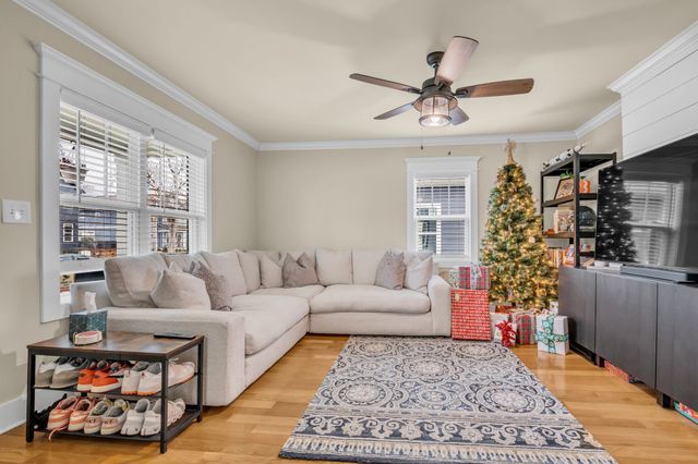 1906 10th Ave, N, Nashville, TN 37208