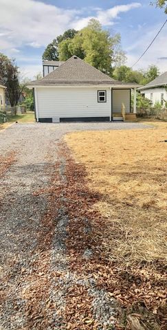 1906 10th Ave, N, Nashville, TN 37208