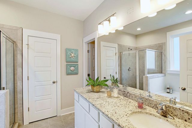 1000 Connor Court, North Charleston, SC 29406