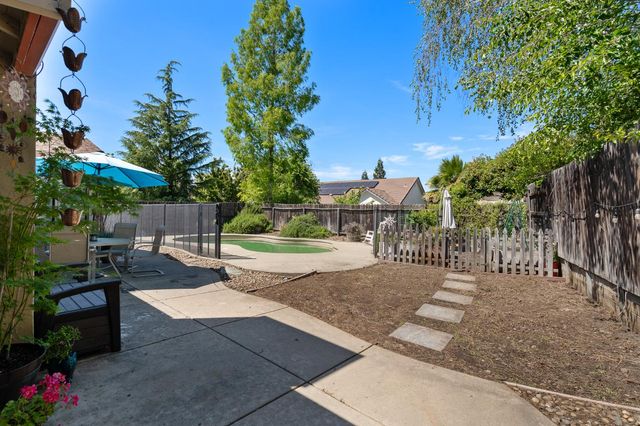617 Grider Dr, Roseville, CA 95678