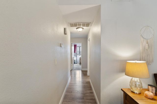 617 Grider Dr, Roseville, CA 95678