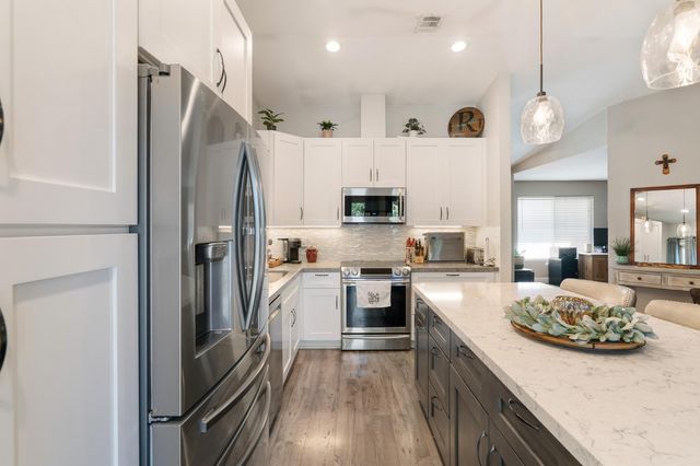 617 Grider Dr, Roseville, CA 95678