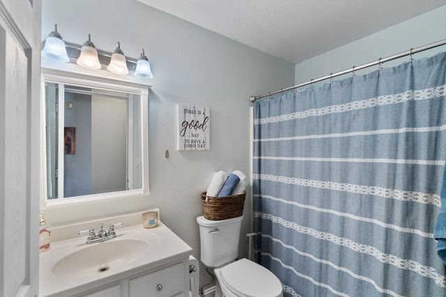 617 Grider Dr, Roseville, CA 95678