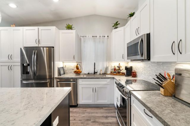 617 Grider Dr, Roseville, CA 95678