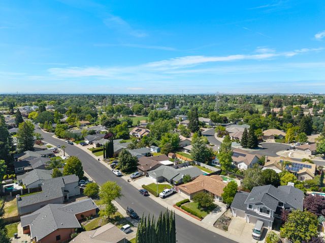 617 Grider Dr, Roseville, CA 95678