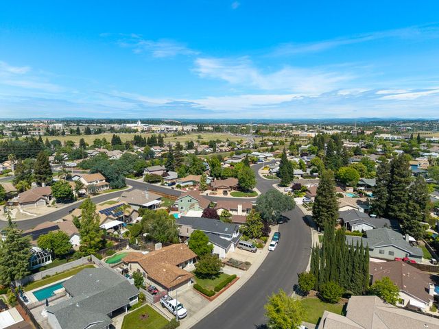 617 Grider Dr, Roseville, CA 95678