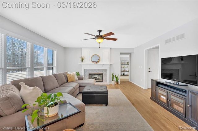 7480 Wyngate Drive, Independence Charter Township, MI 48348