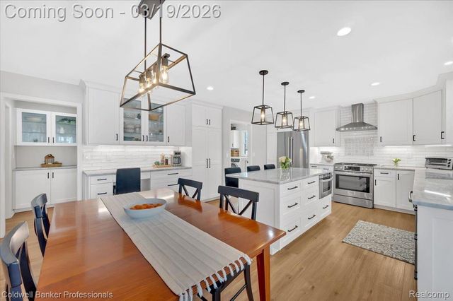 7480 Wyngate Drive, Independence Charter Township, MI 48348