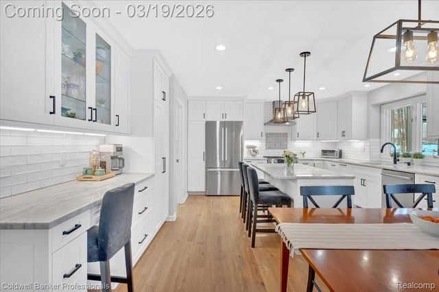 7480 Wyngate Drive, Independence Charter Township, MI 48348