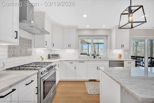 7480 Wyngate Drive, Independence Charter Township, MI 48348