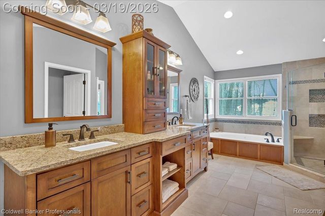 7480 Wyngate Drive, Independence Charter Township, MI 48348